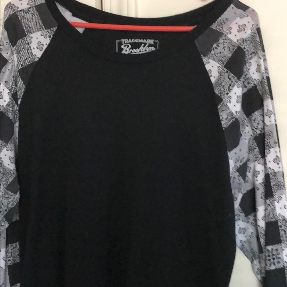 Black Long Sleeve Henley (Large)